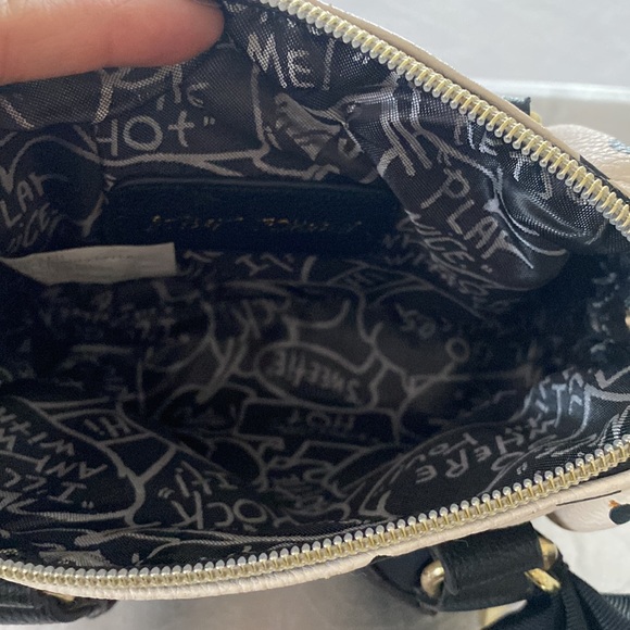 Betsy Johnson Bag - Picture 3 of 7